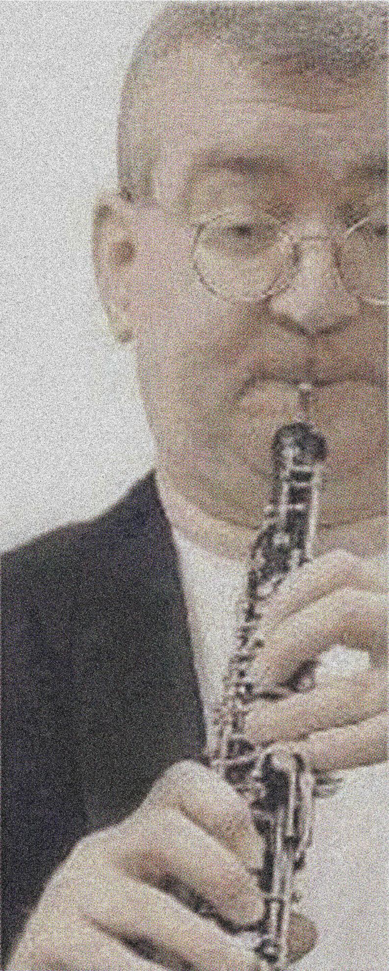 Kevin Moore Oboist Portrait - color.jpg (copy)